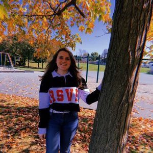 Meet your Posher, Makayla